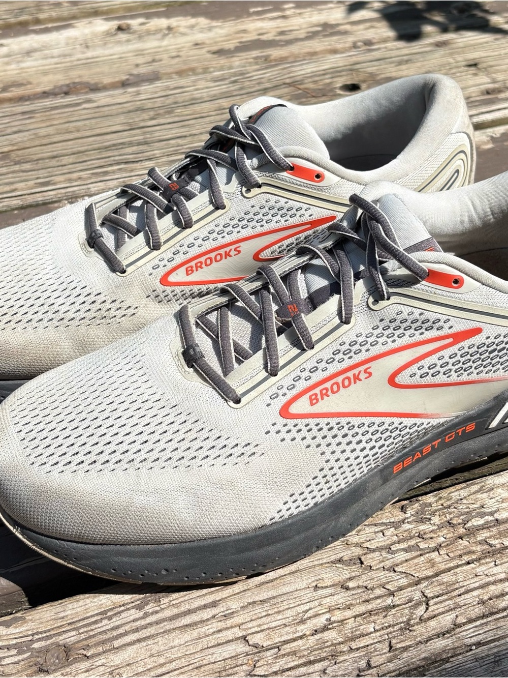 Men’s Brooks Athletic Shoes Beast GTS size 13